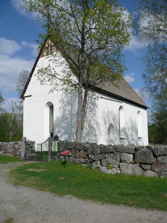 Enångers gamla kyrka
